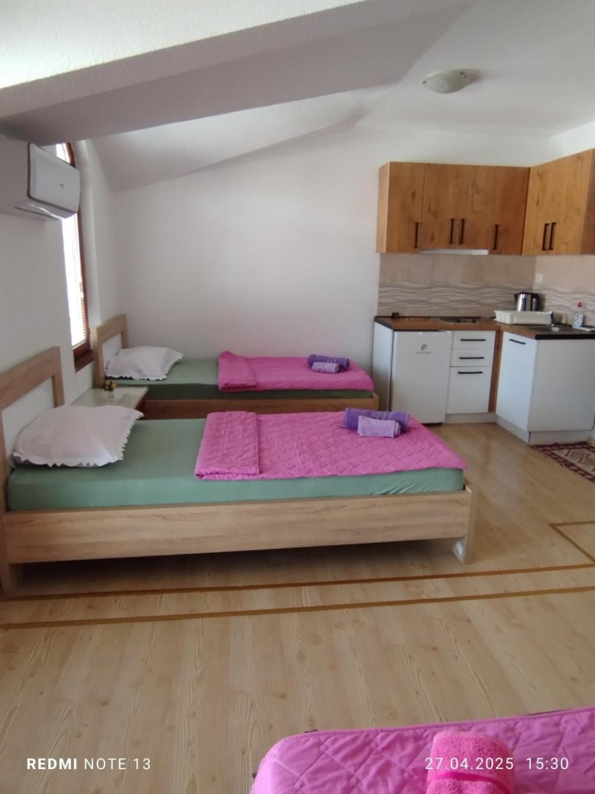 Apartments Mostrovi 奥赫里德 外观 照片